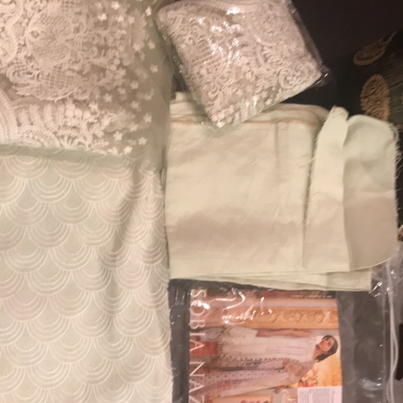 Sobia nazir luxury lawn collection design 4a - Picture 5 of 5